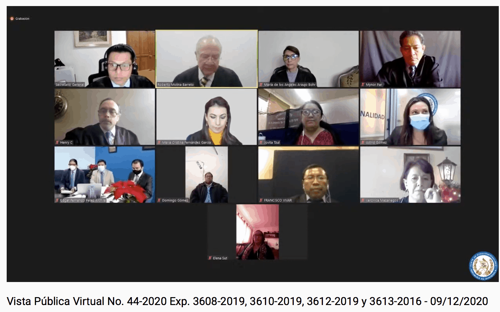 In the image there are a lot of faces of lawyers both men and women using zoom platform